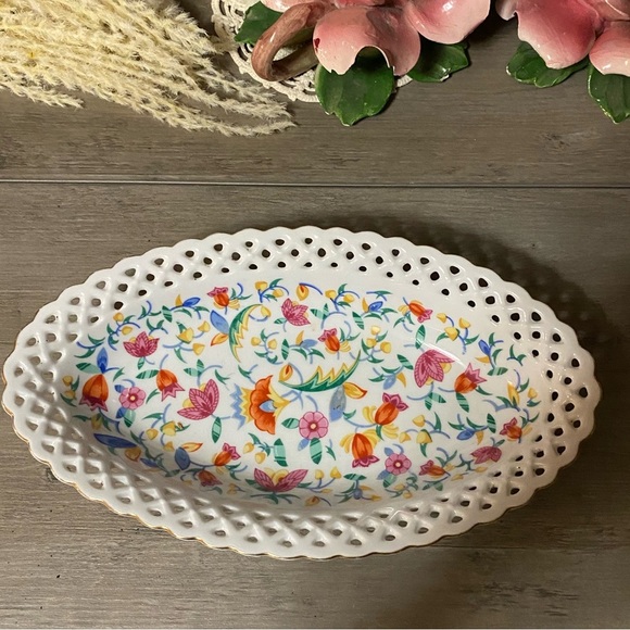 Vintage Germany Hand Painted Floral Lattice Porcelain Dish -Excellent Condition - Picture 3 of 4